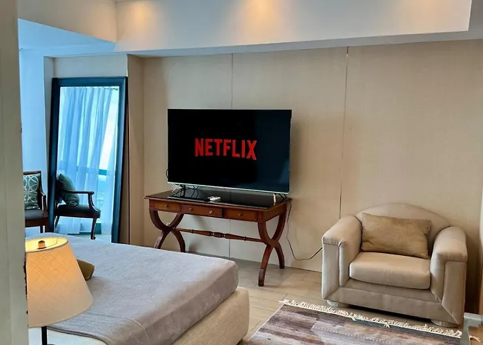 Bgc One Uptown Premium 2br With Balcony Near Supermarket, Malls And Restaurants * 마닐라