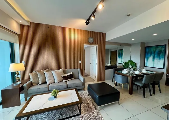 Bgc One Uptown Premium 2br With Balcony Near Supermarket, Malls And Restaurants *