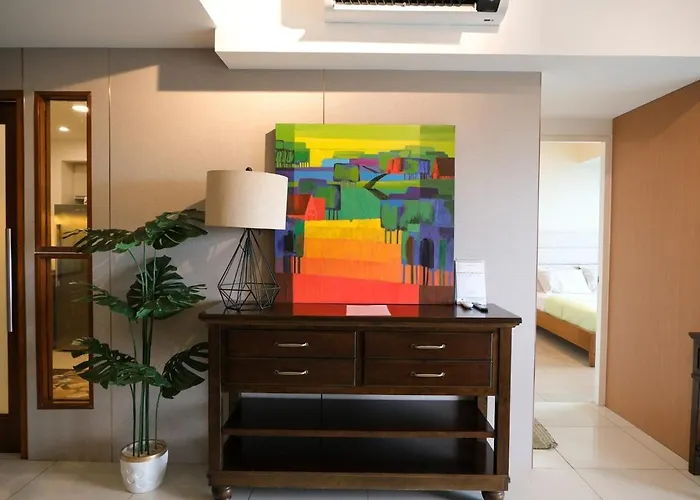 Bgc One Uptown Premium 2br With Balcony Near Supermarket, Malls And Restaurants 마닐라