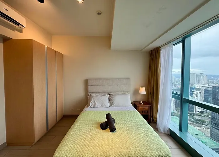 아파트 Bgc One Uptown Premium 2br With Balcony Near Supermarket, Malls And Restaurants 마닐라