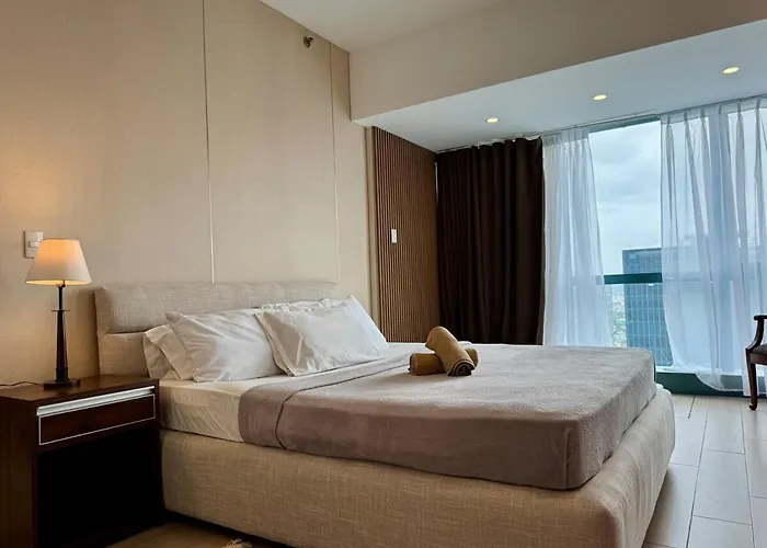 아파트 Bgc One Uptown Premium 2br With Balcony Near Supermarket, Malls And Restaurants *