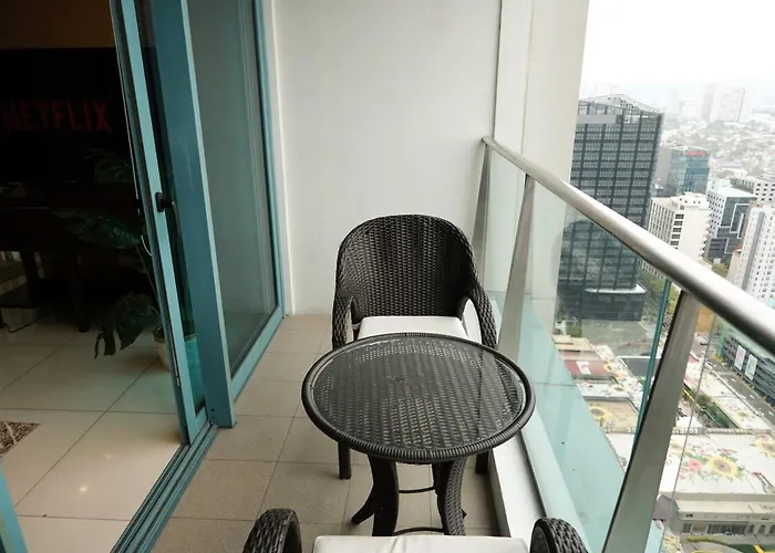 Bgc One Uptown Premium 2br With Balcony Near Supermarket, Malls And Restaurants 마닐라