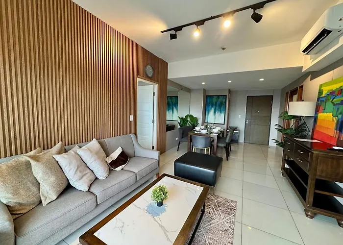 Bgc One Uptown Premium 2br With Balcony Near Supermarket, Malls And Restaurants *