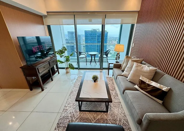 Bgc One Uptown Premium 2br With Balcony Near Supermarket, Malls And Restaurants 아파트 *