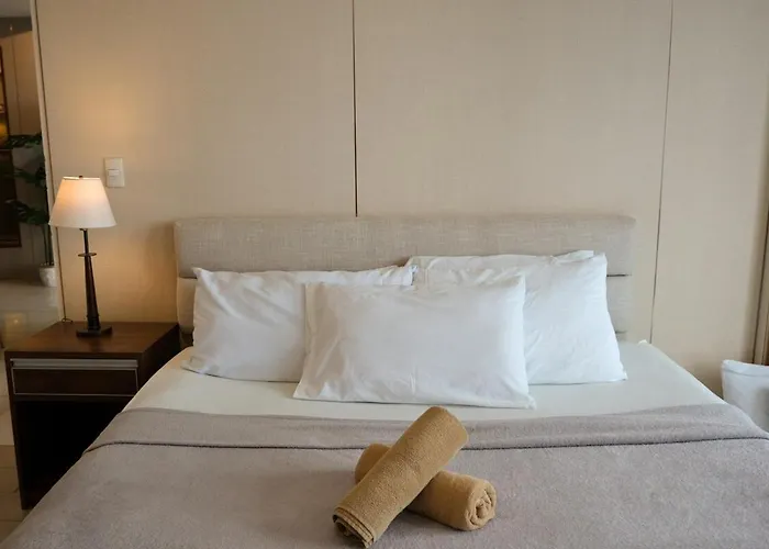 Bgc One Uptown Premium 2br With Balcony Near Supermarket, Malls And Restaurants 마닐라