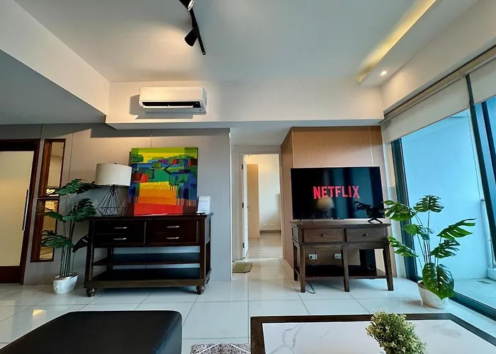아파트 Bgc One Uptown Premium 2br With Balcony Near Supermarket, Malls And Restaurants